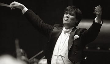 Alan Gilbert à la tête de l'Orchestre Philharmonique de Radio France (2010)