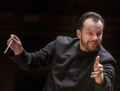 Andris Nelsons dirige les Wiener Philharmoniker au Théâtre des Champs-Élysées