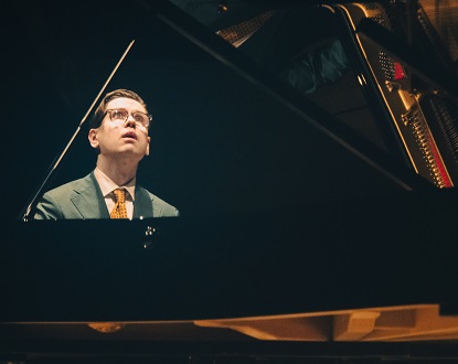 Víkingur Ólafsson joue les Variations Goldberg à la Cité de la musique (Paris)