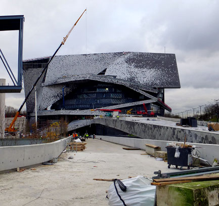 la Philharmonie vue de la Porte de Pantin, décembre 2014 © Bolognesi