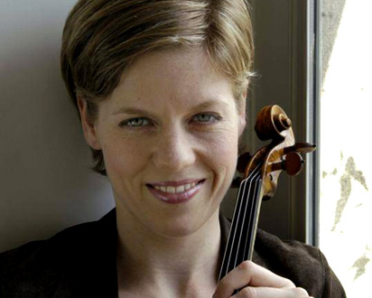 la violoniste Isabelle Faust photographiée par Alvaro Yañez