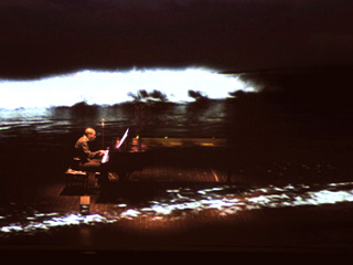 L'île solaire, narration musicale de Samuel Sighicelli